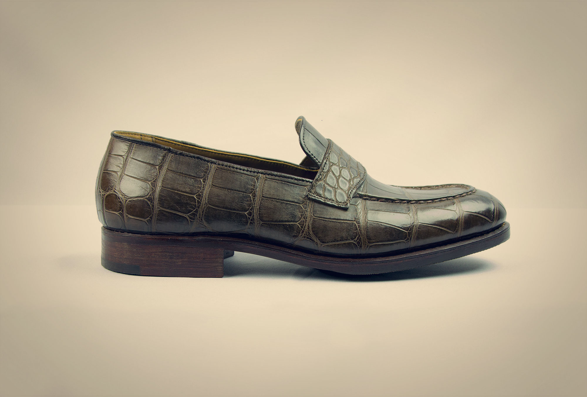 loafer croco brown
